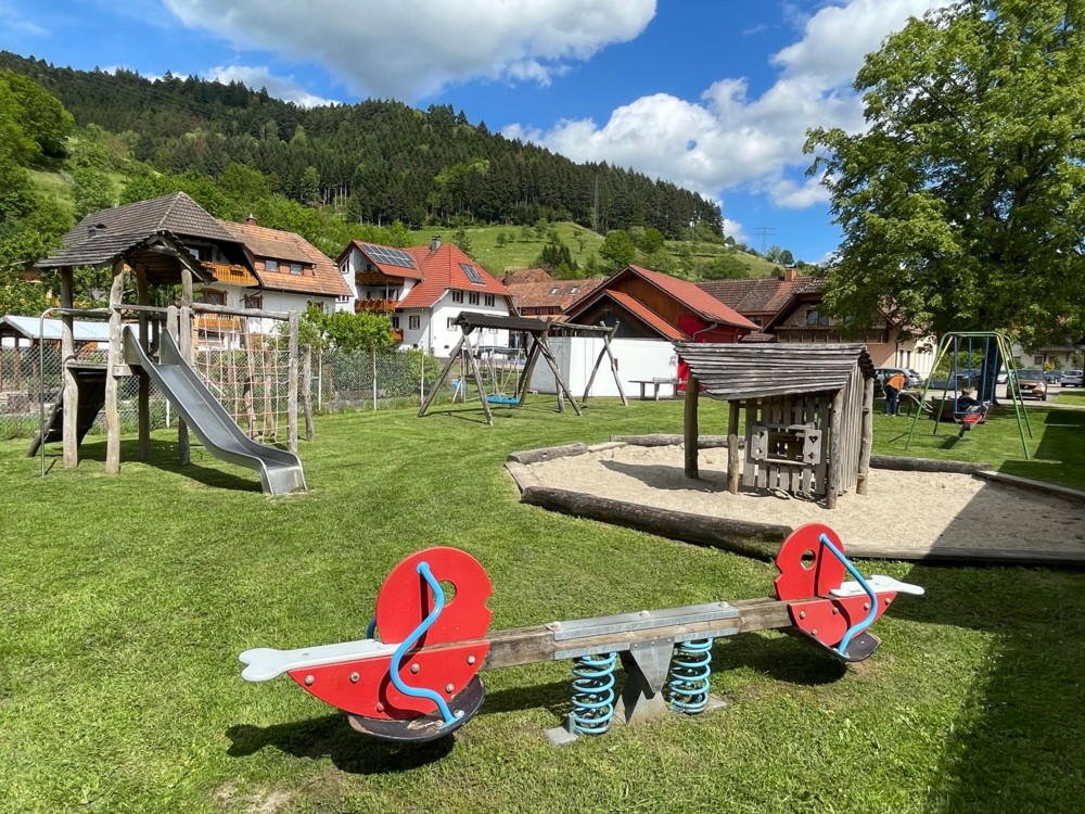 Spielplatz im Ortsteil Schnellingen